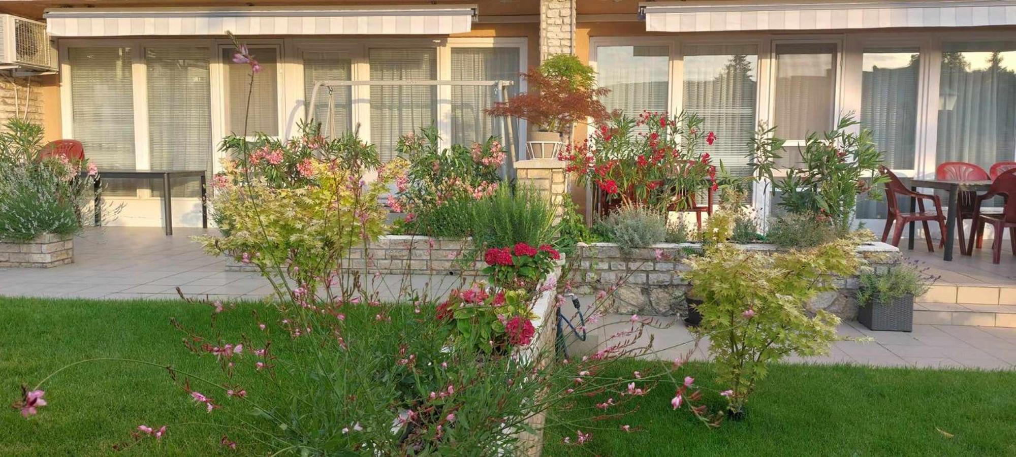 Siesta Apartmanhaz Balatonfuered Экстерьер фото