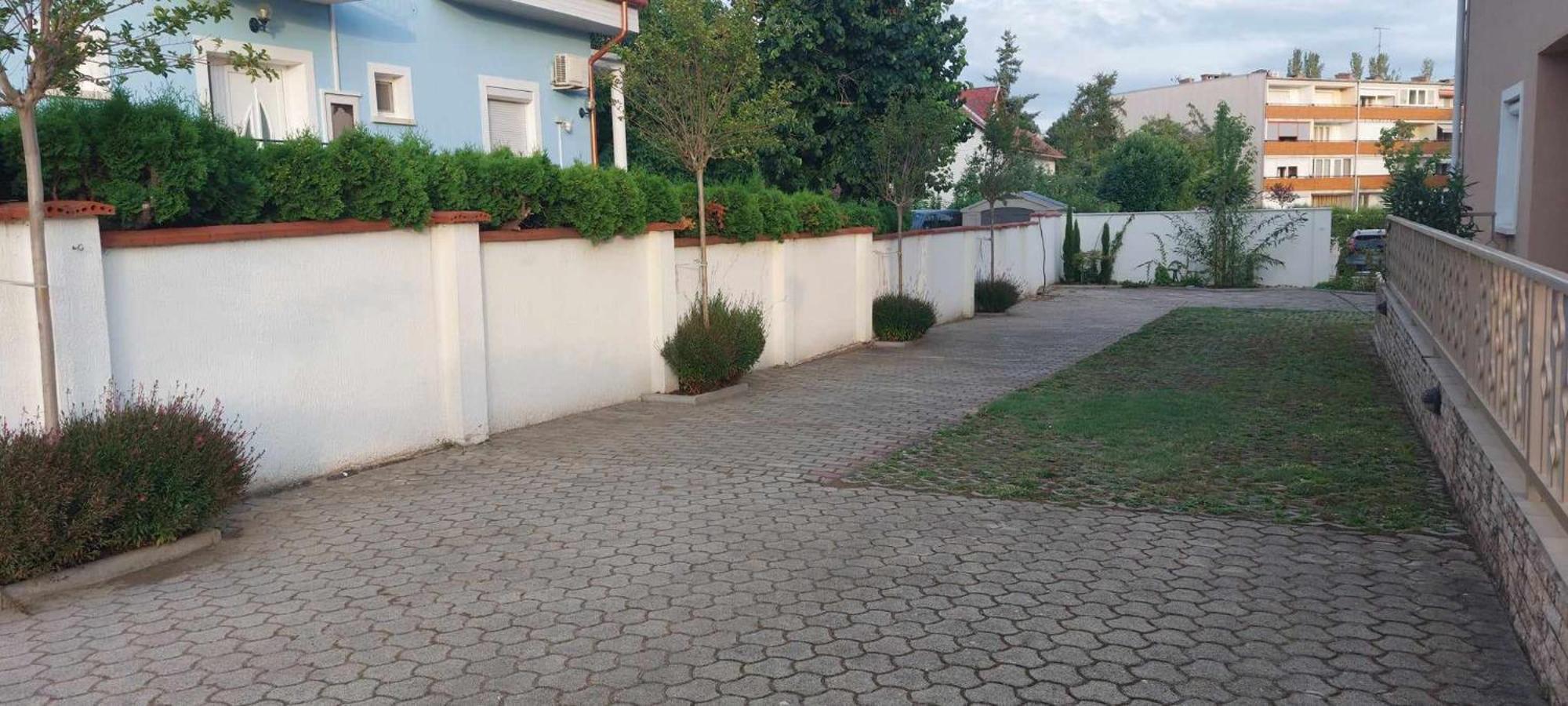 Siesta Apartmanhaz Balatonfuered Экстерьер фото