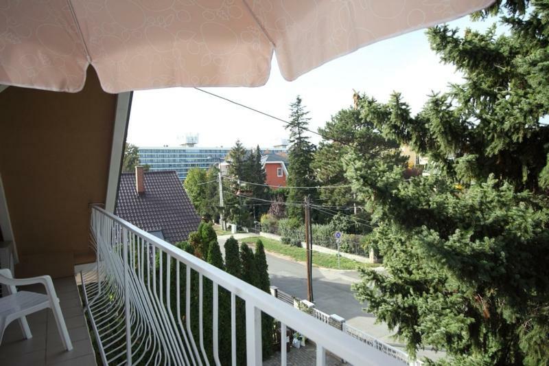 Siesta Apartmanhaz Balatonfuered Экстерьер фото