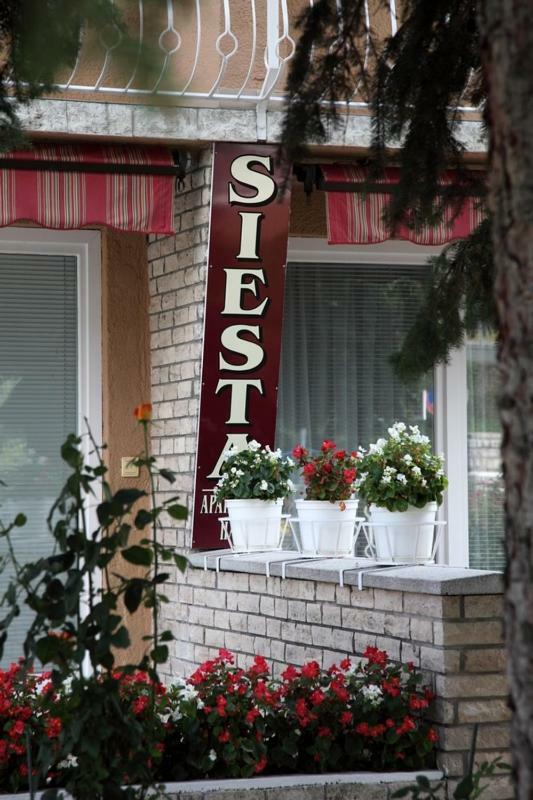 Siesta Apartmanhaz Balatonfuered Экстерьер фото