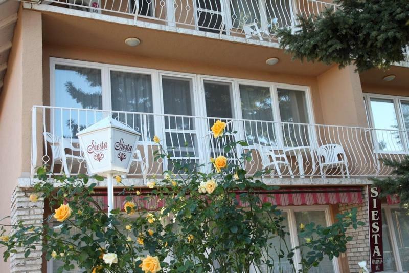 Siesta Apartmanhaz Balatonfuered Экстерьер фото